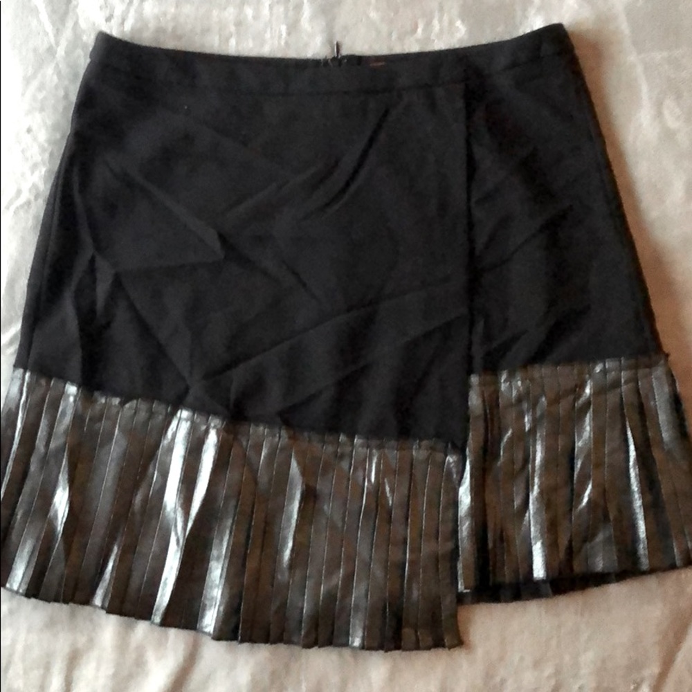 Black skirt